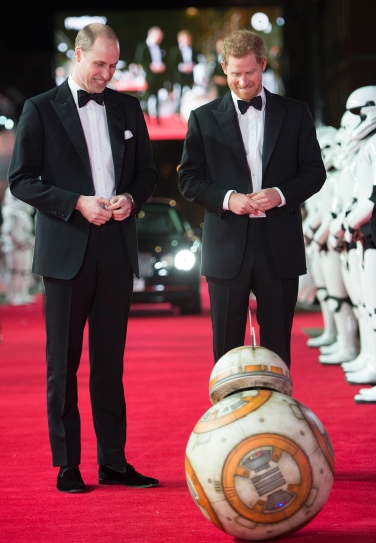 Mcc0080400 © Eddie Mulholland ROTA The Duke of Cambridge and Prince Harry attend The European Premiere of Star Wars: The Last Jedi, at the Royal Albert Hall on Tuesday, December 12. The premiere is hosted in aid of The Royal Foundation of The Duke and Duchess of Cambridge and Prince Harry.